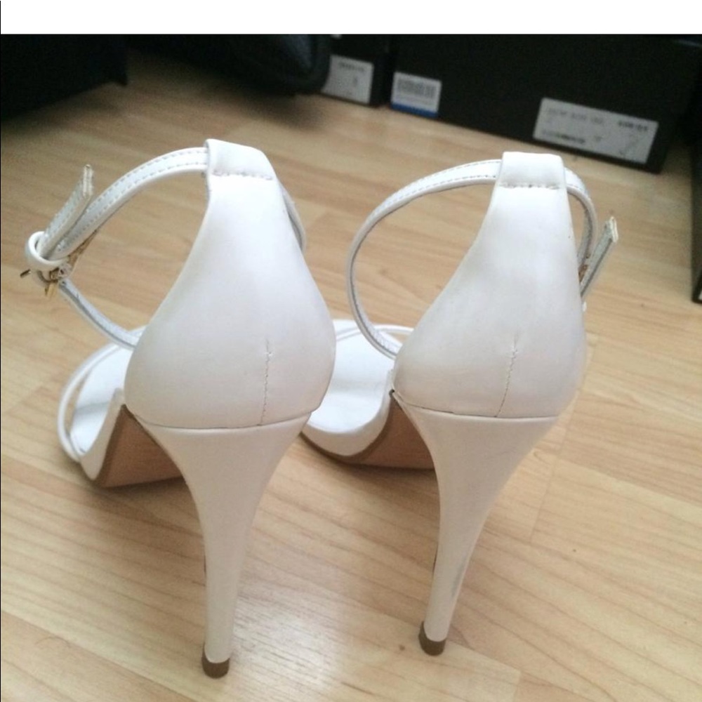 Zara White Ankle Strap Sandal Heels 39 - Picture 5 of 8